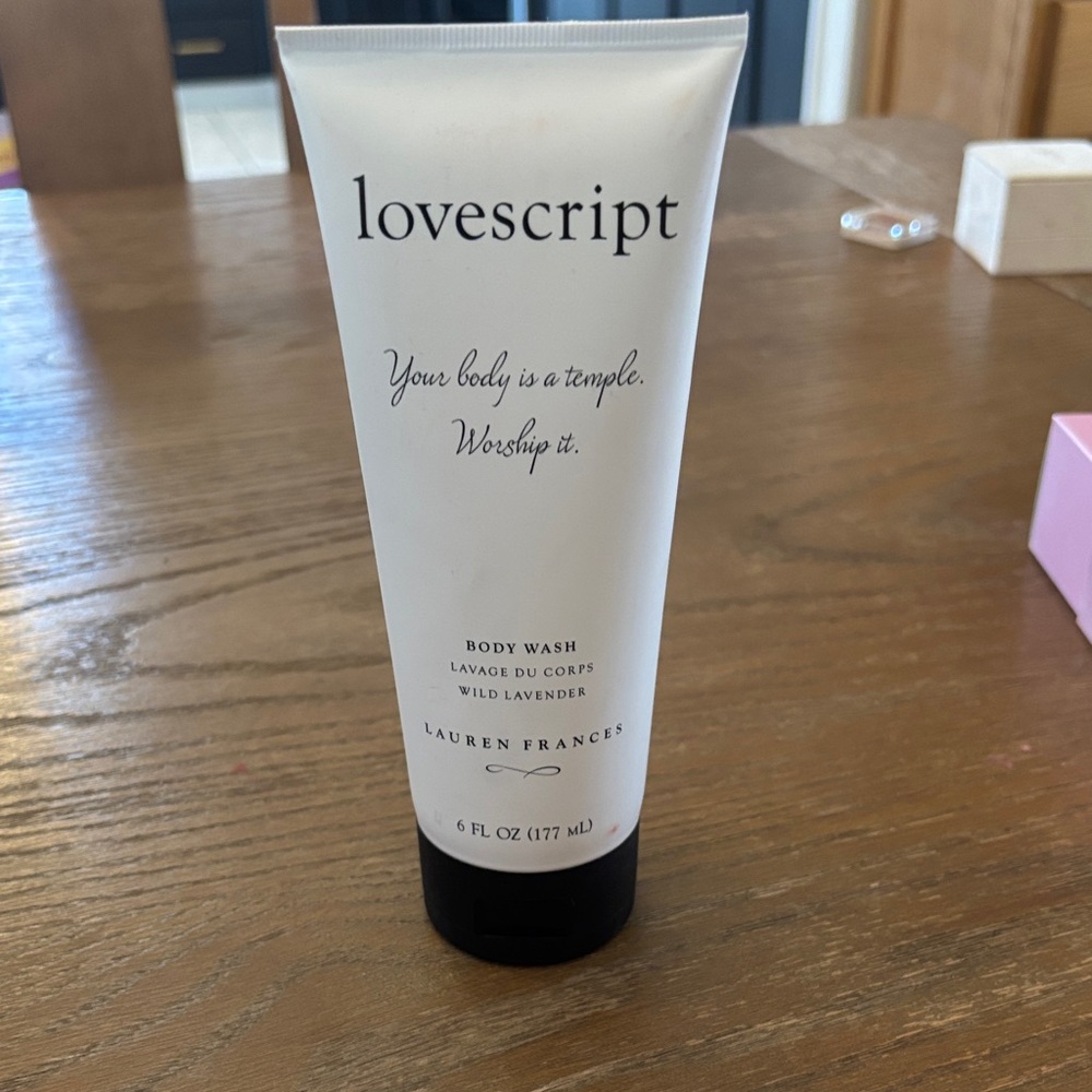 Wild Lavender Body Wash - White & Black